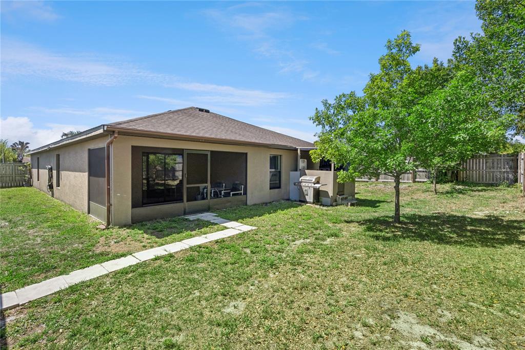 3002 Greynolds Street Deltona, FL 32738 - Photo 5 of 49