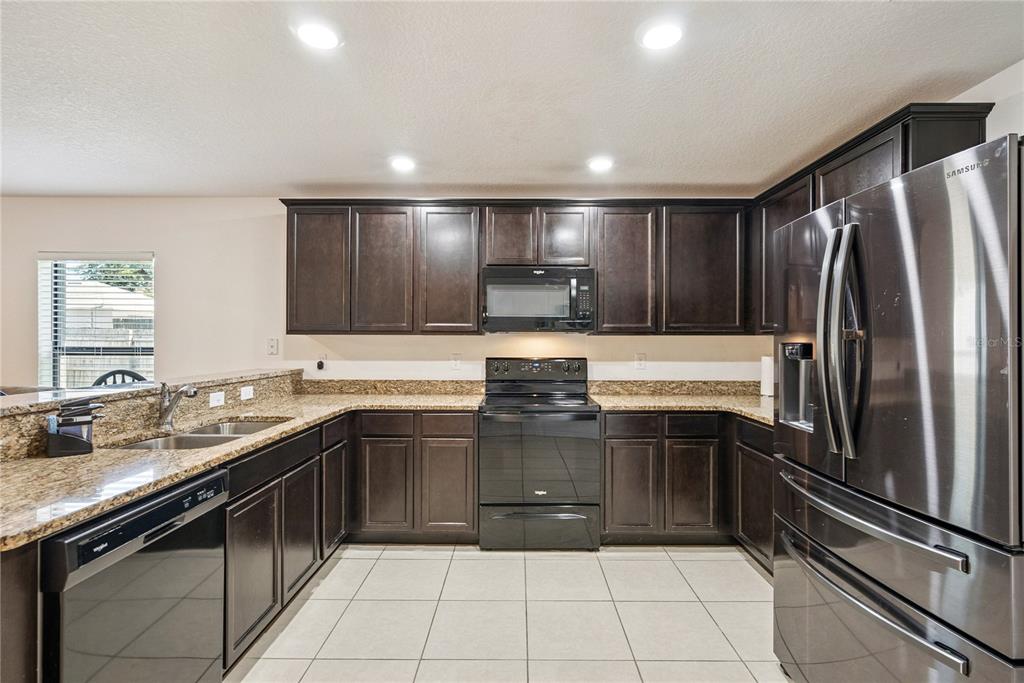 3002 Greynolds Street Deltona, FL 32738 - Photo 6 of 49