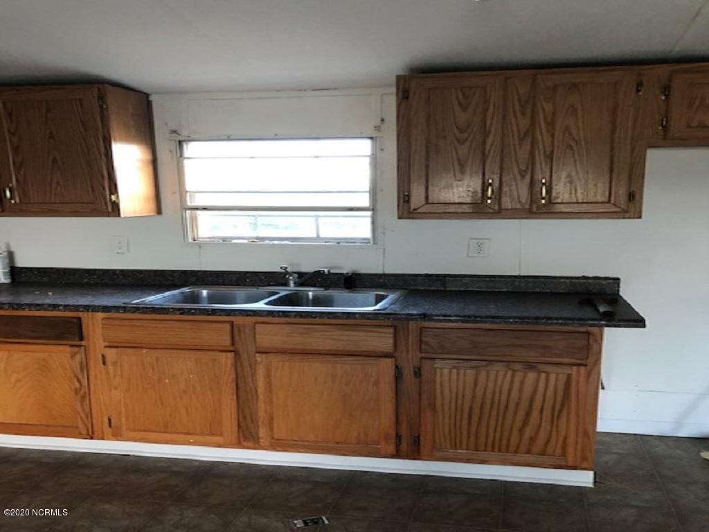 2860 Broadridge Road Lumberton, NC 28358 - Photo 11 of 20 IMG_4101