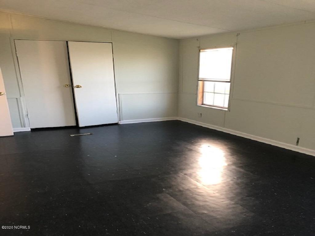 2860 Broadridge Road Lumberton, NC 28358 - Photo 15 of 20 IMG_4106