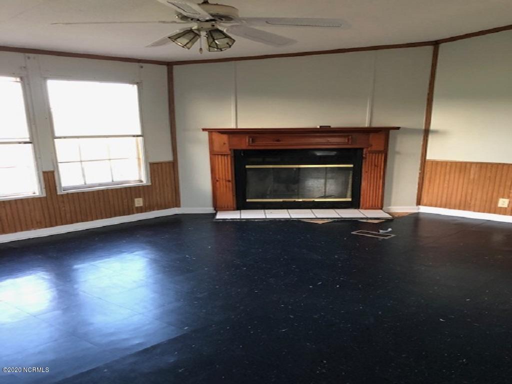2860 Broadridge Road Lumberton, NC 28358 - Photo 10 of 20 IMG_4100