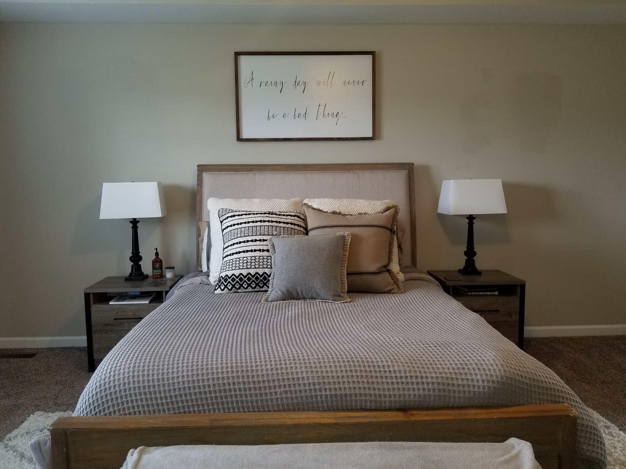 145 A T G T Road Portland, TN 37148 - Photo 18 of 41 a bedroom with a bed and a lamp
