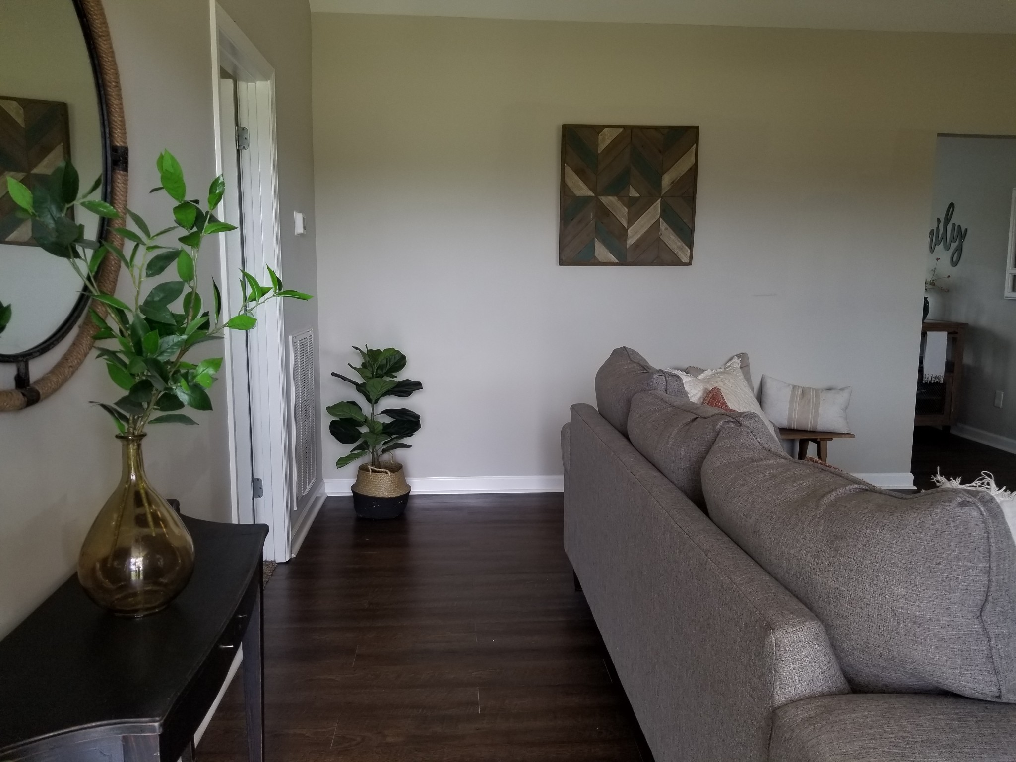 145 A T G T Road Portland, TN 37148 - Photo 6 of 41 a living room with furniture and a potted plant