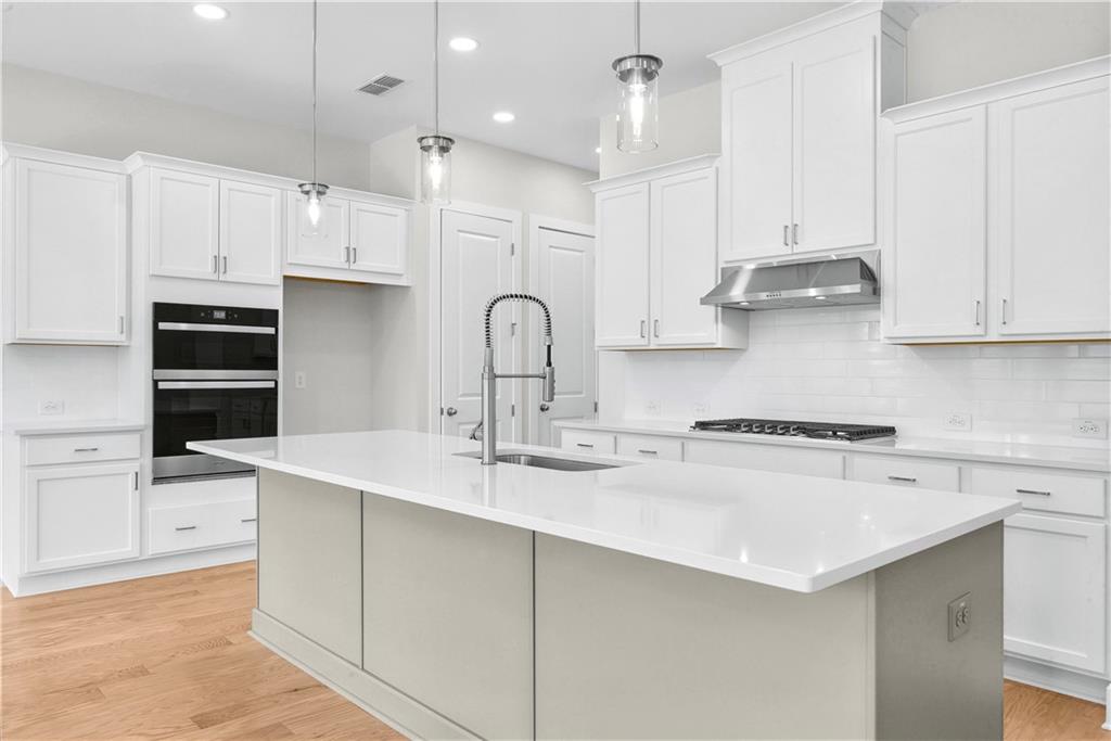 1935 Redfield Road Northeast, Unit 15 Marietta, GA 30066 - Photo 6 of 29