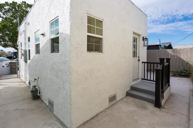 $2,550 | 1015 Hoover Avenue, National City, CA 91950