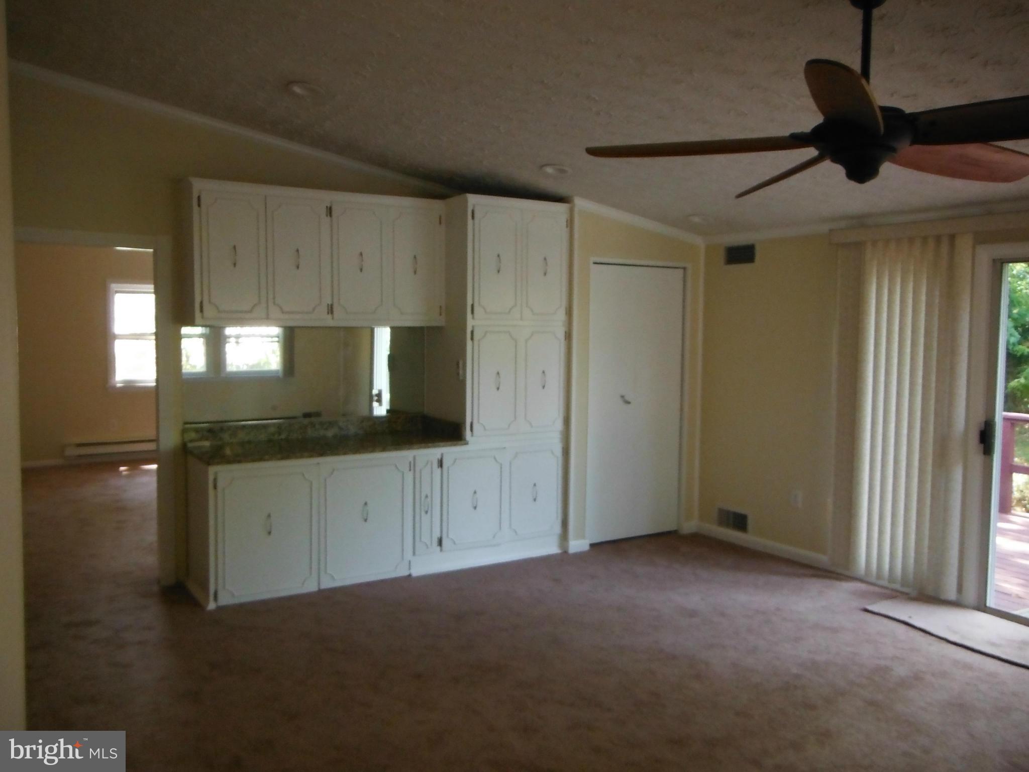 10908 Lombardy Road Silver Spring, MD 20901 - Photo 7 of 30 Family Room