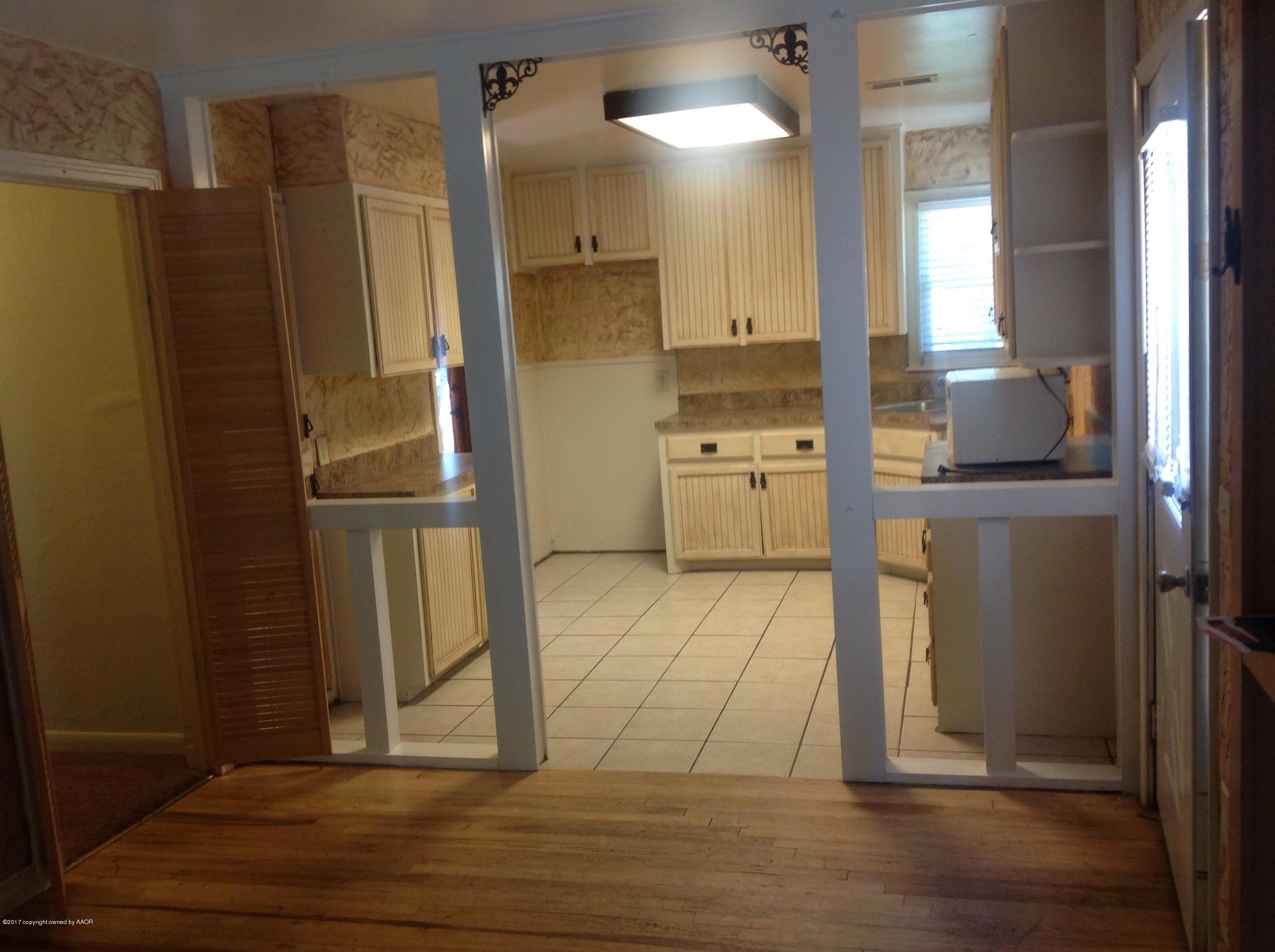 4303 Parker Street Amarillo, TX 79110 - Photo 5 of 10 image