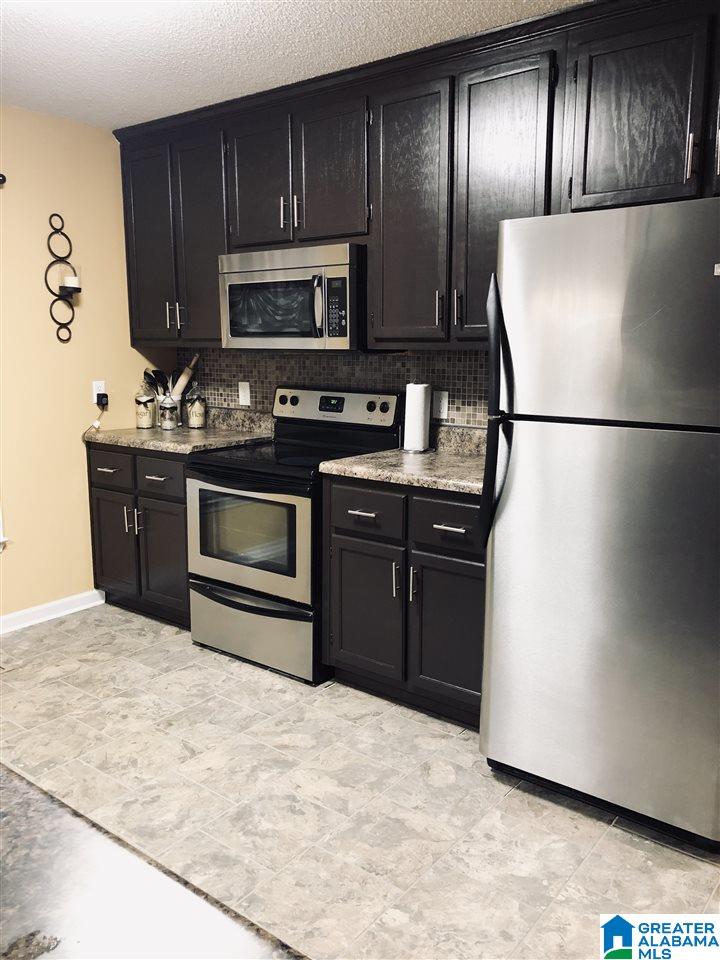 1810 Edwin Street Scottsboro, AL 35768 - Photo 7 of 32