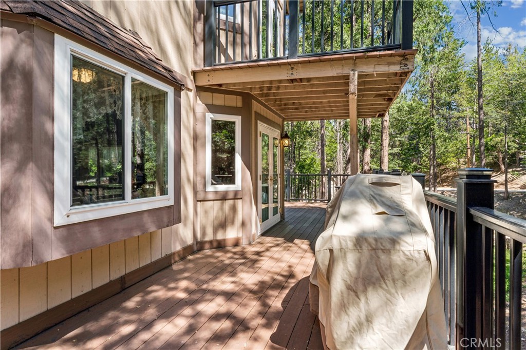 628 Grass Valley Road Lake Arrowhead, CA 92352 - Photo 17 of 64
