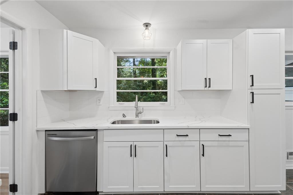 3309 Chase Road Atlanta, GA 30341 - Photo 13 of 42 Gallery Image 13