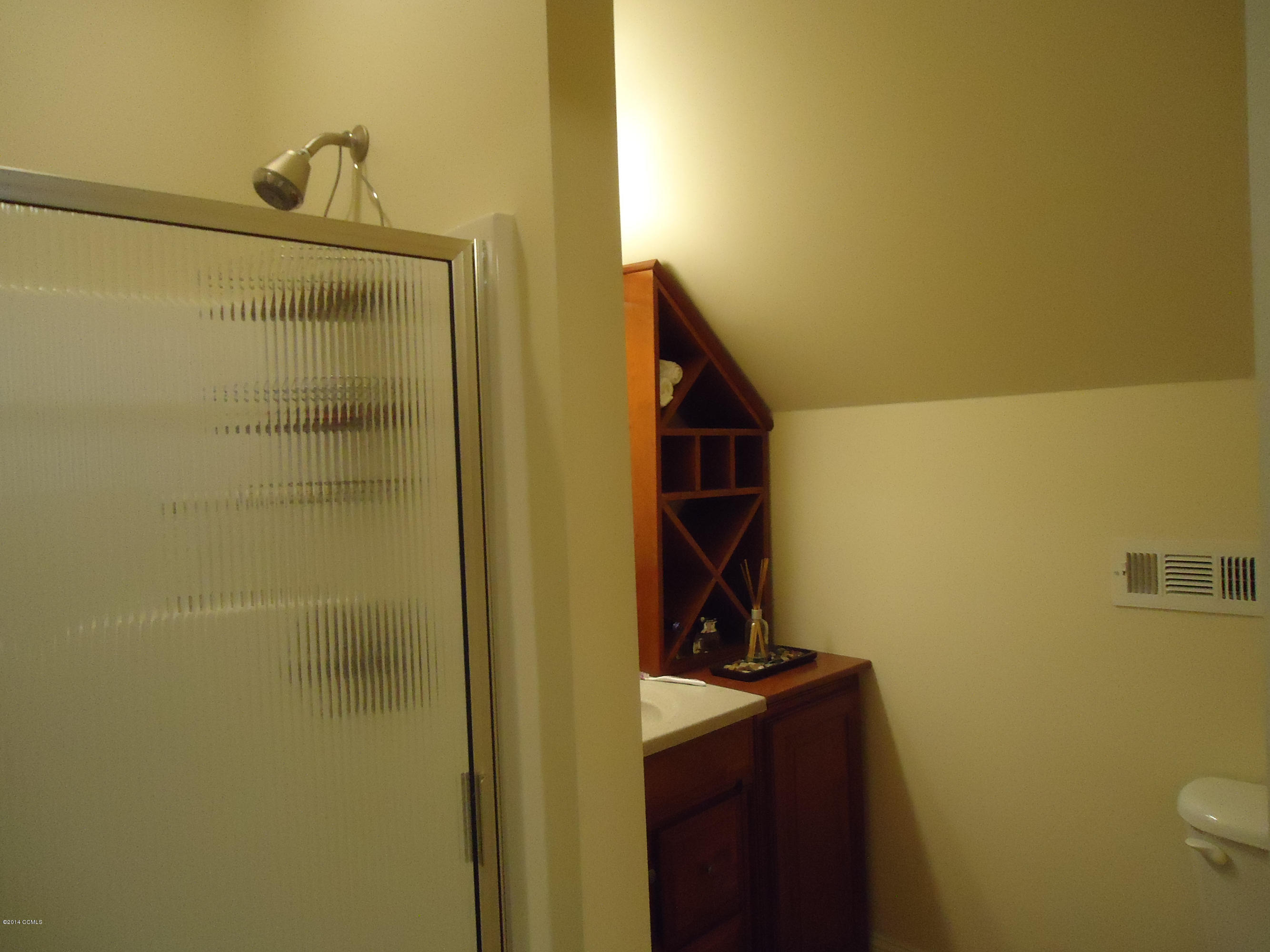 109 Nyon Road New Bern, NC 28562 - Photo 17 of 26 Bedroom 4 Bath