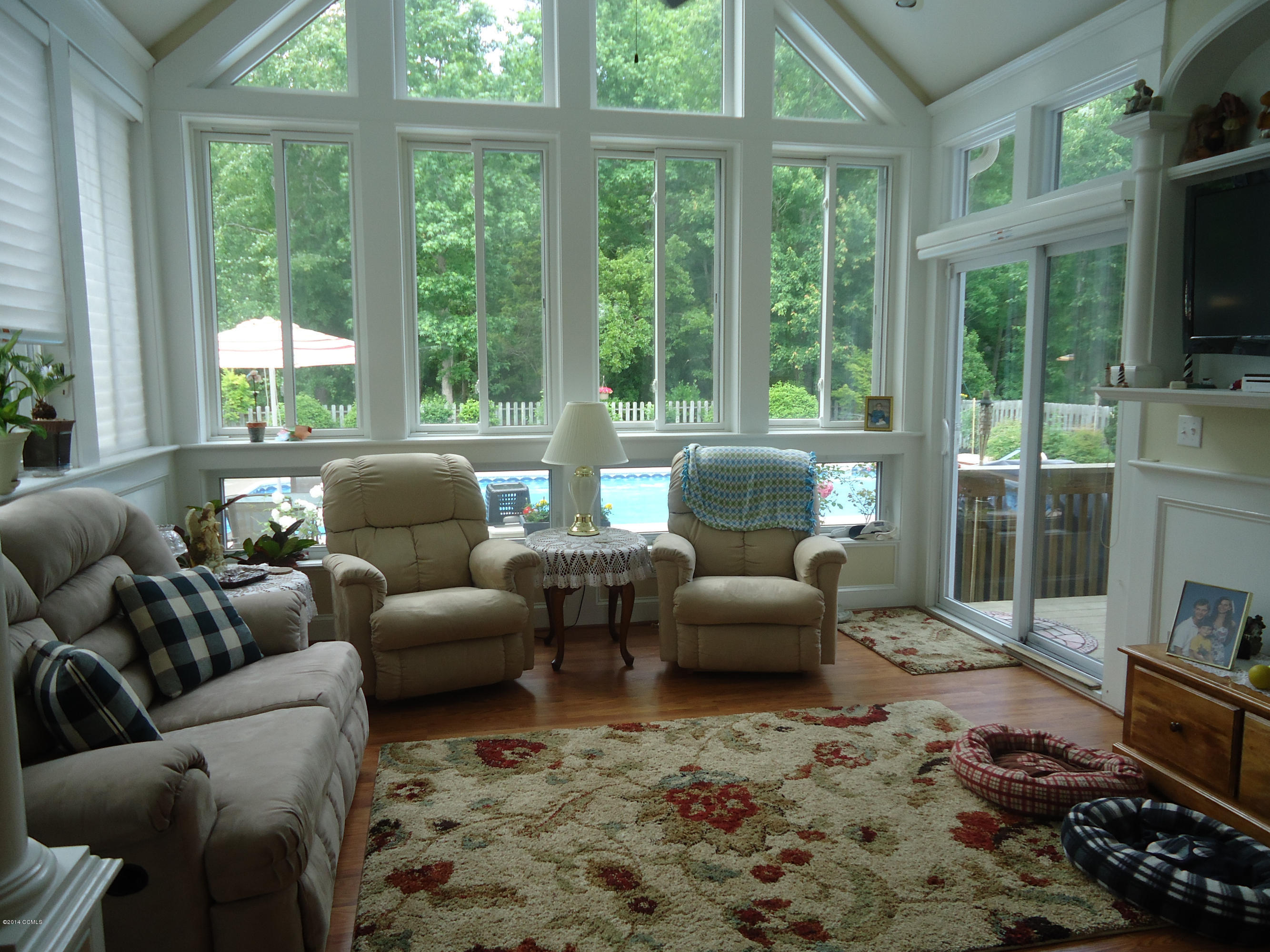 109 Nyon Road New Bern, NC 28562 - Photo 7 of 26 Sunroom