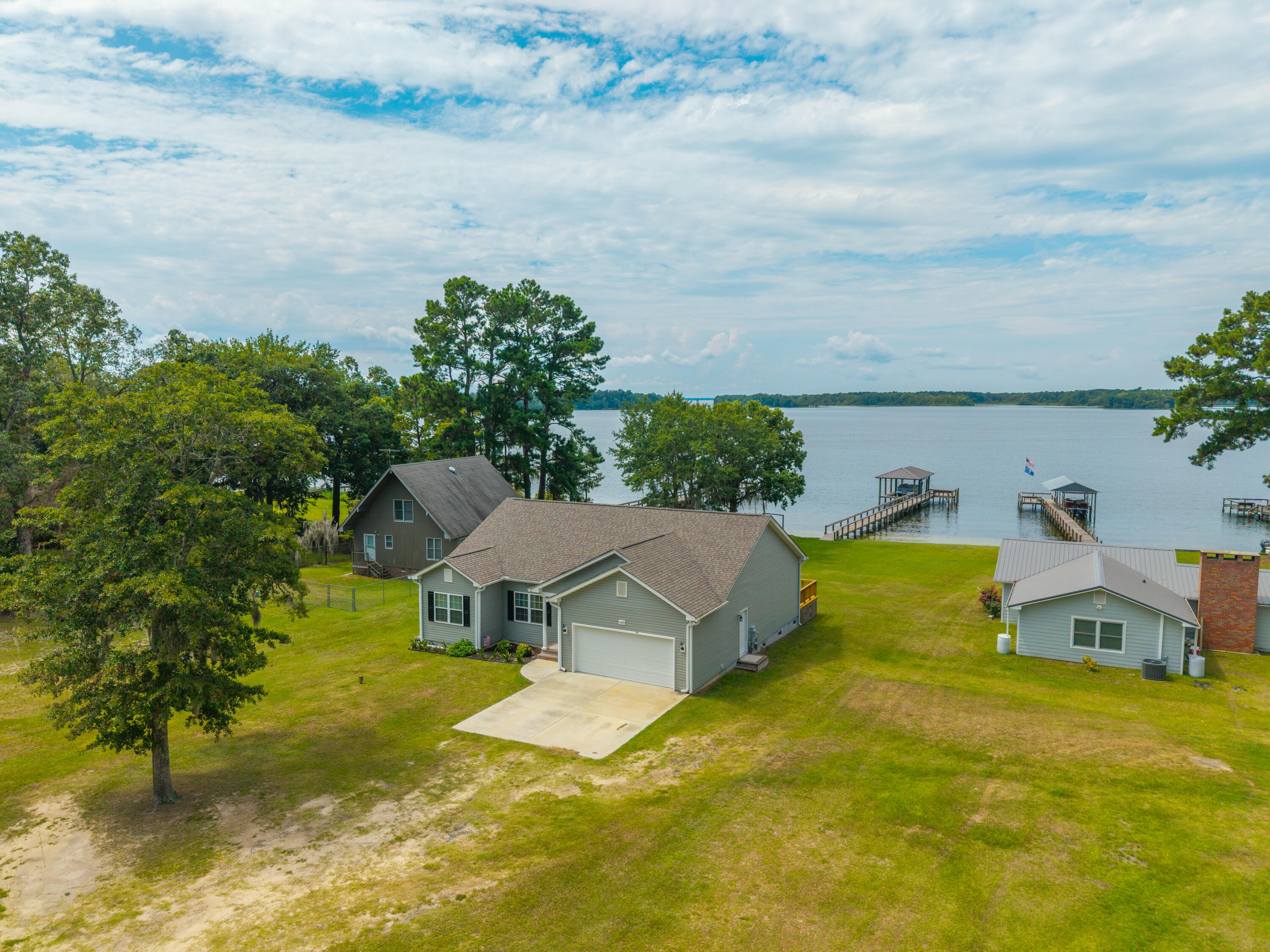 1083 Copperhead Road Manning, SC 29102 - Photo 25 of 25 DJI_20250729115512_0025_D