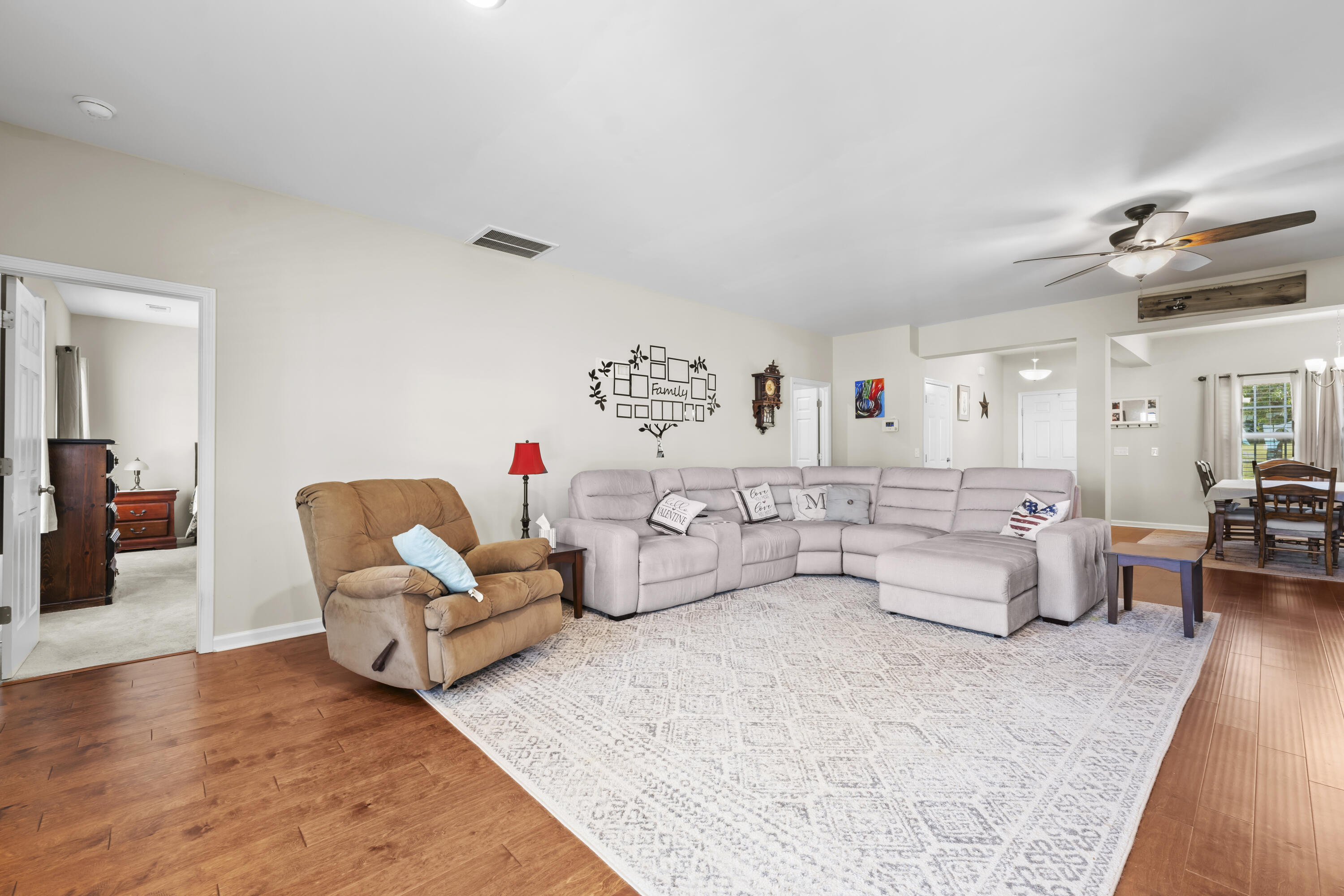 1083 Copperhead Road Manning, SC 29102 - Photo 7 of 25 P1067599