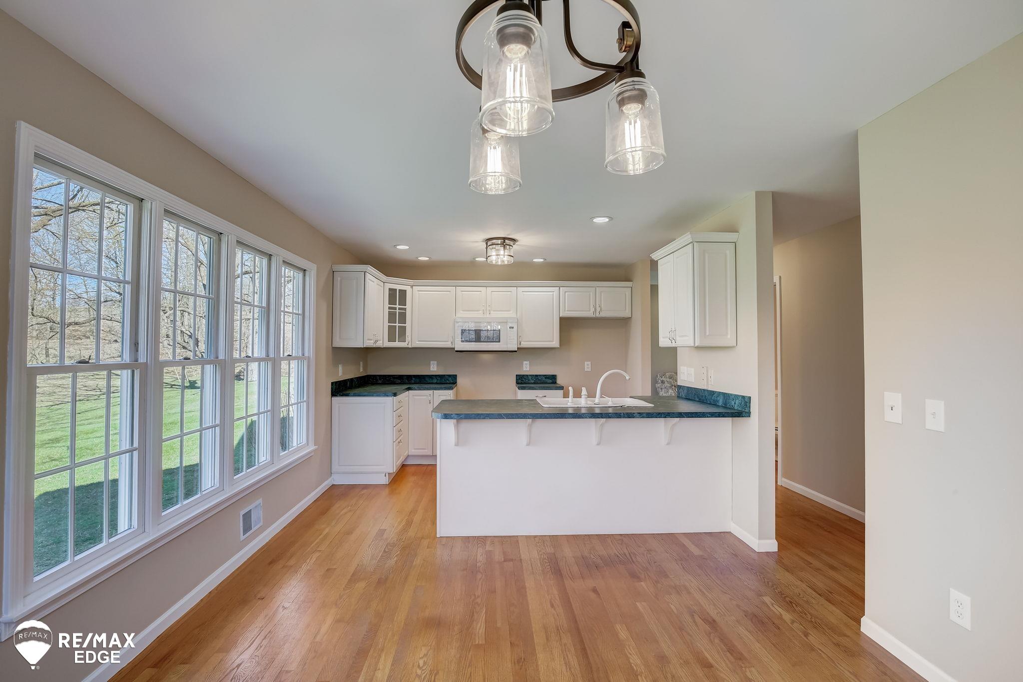 11080 Denton Hill Road Fenton, MI 48430 - Photo 12 of 59 50138445-c975d29c-6b2f-46ef-b71d-321348c22fda.JPG