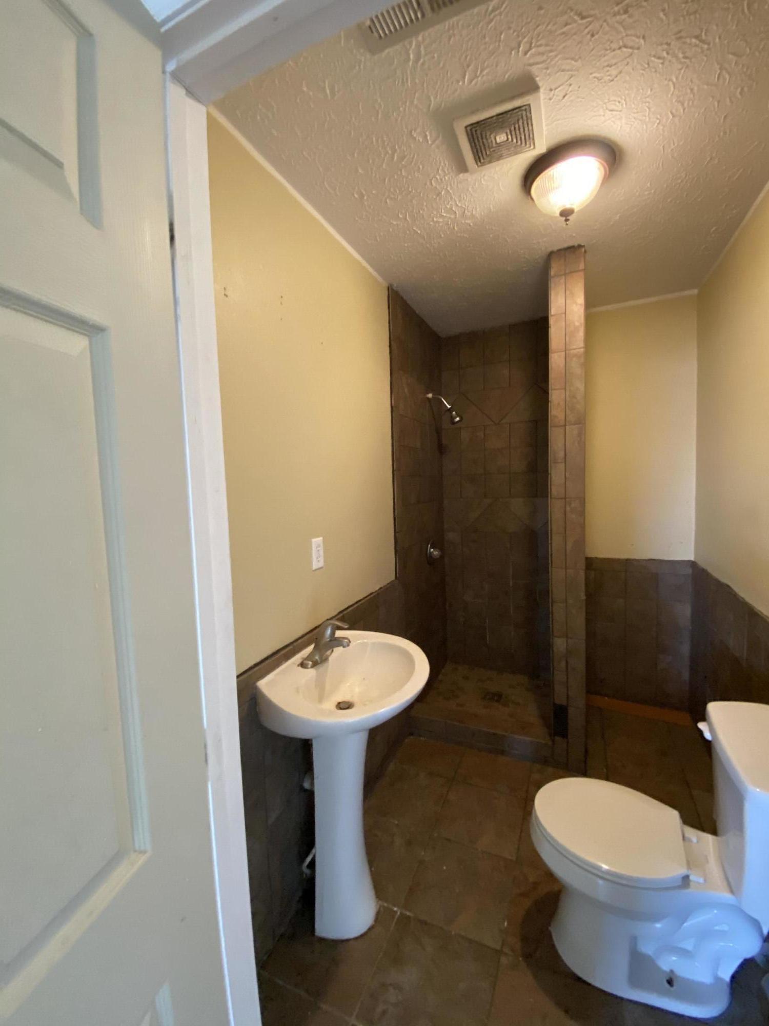236 Onyx Road Ewing, VA 24248 - Photo 14 of 22 52844F04-BCED-4008-9104-A586949566B3