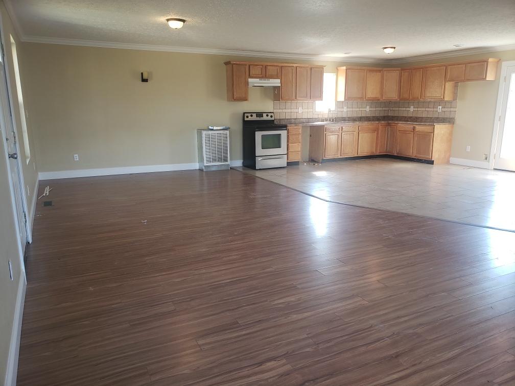 236 Onyx Road Ewing, VA 24248 - Photo 7 of 22 495CF98D-40A8-4FD2-935A-F091E111A7C9