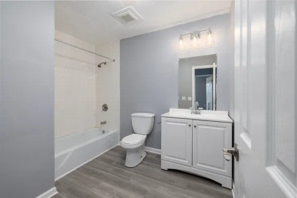 $375,000 | 21 Longwood Drive, Naugatuck, CT 06770