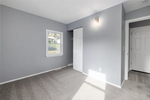 $375,000 | 21 Longwood Drive, Naugatuck, CT 06770