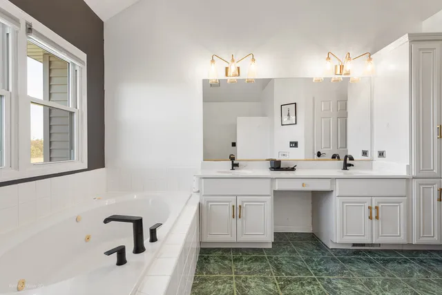 $749,900 | 1834 Marne Road, Bolingbrook, IL 60490