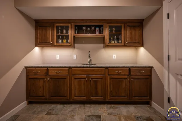 $465,000 | 3334 Southwest 43rd Street, Topeka, KS 66610