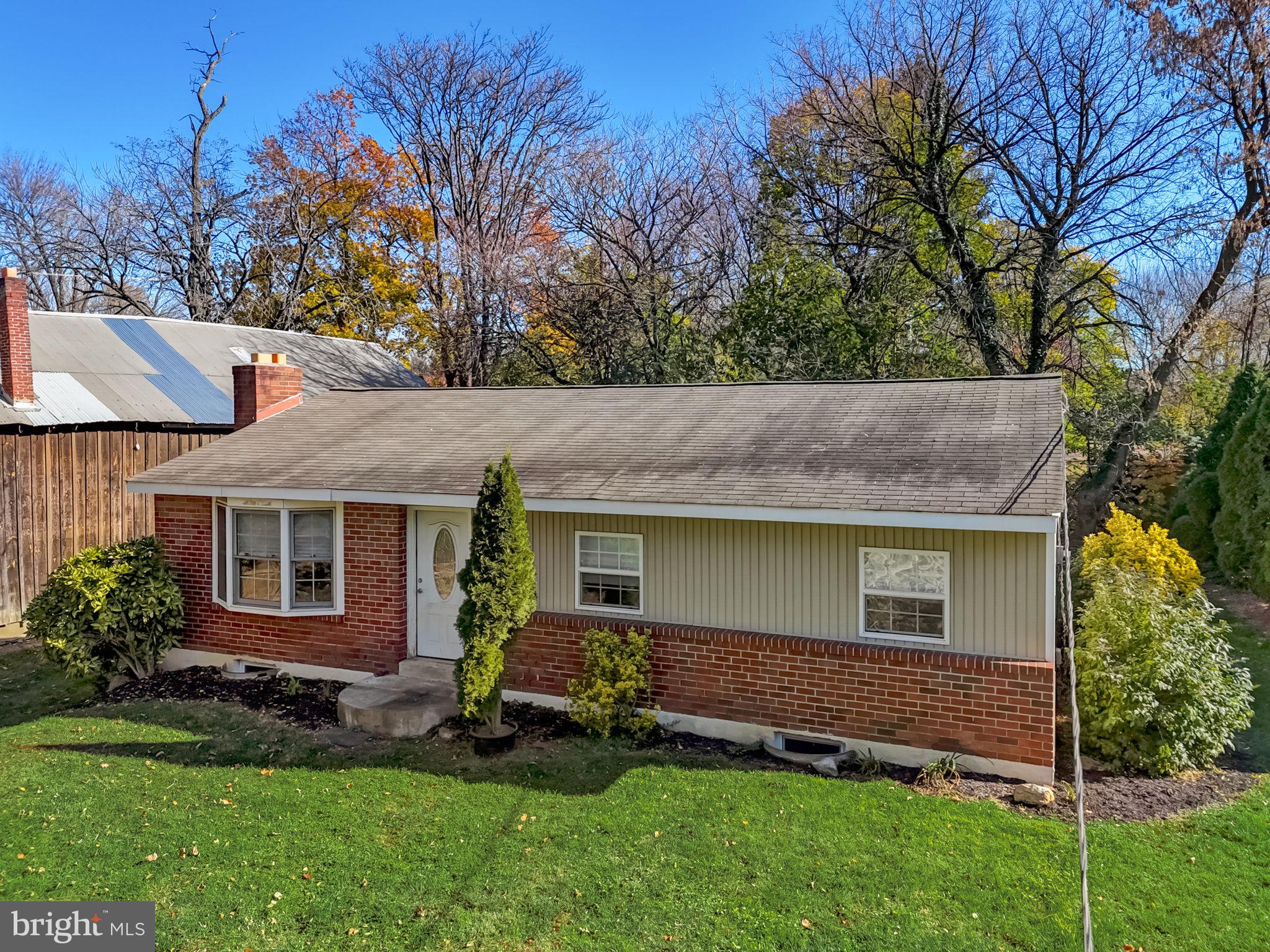 252 Middletown Road Media, PA 19063 - Photo 3 of 47
