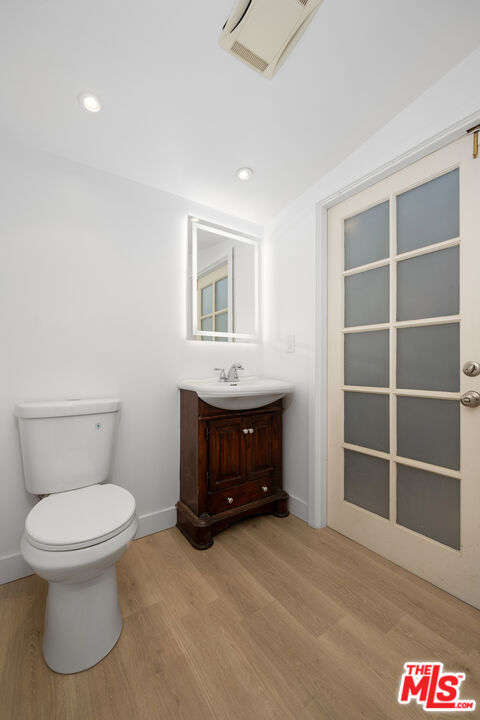 1805 Nichols Canyon Road Los Angeles, CA 90046 - Photo 13 of 17