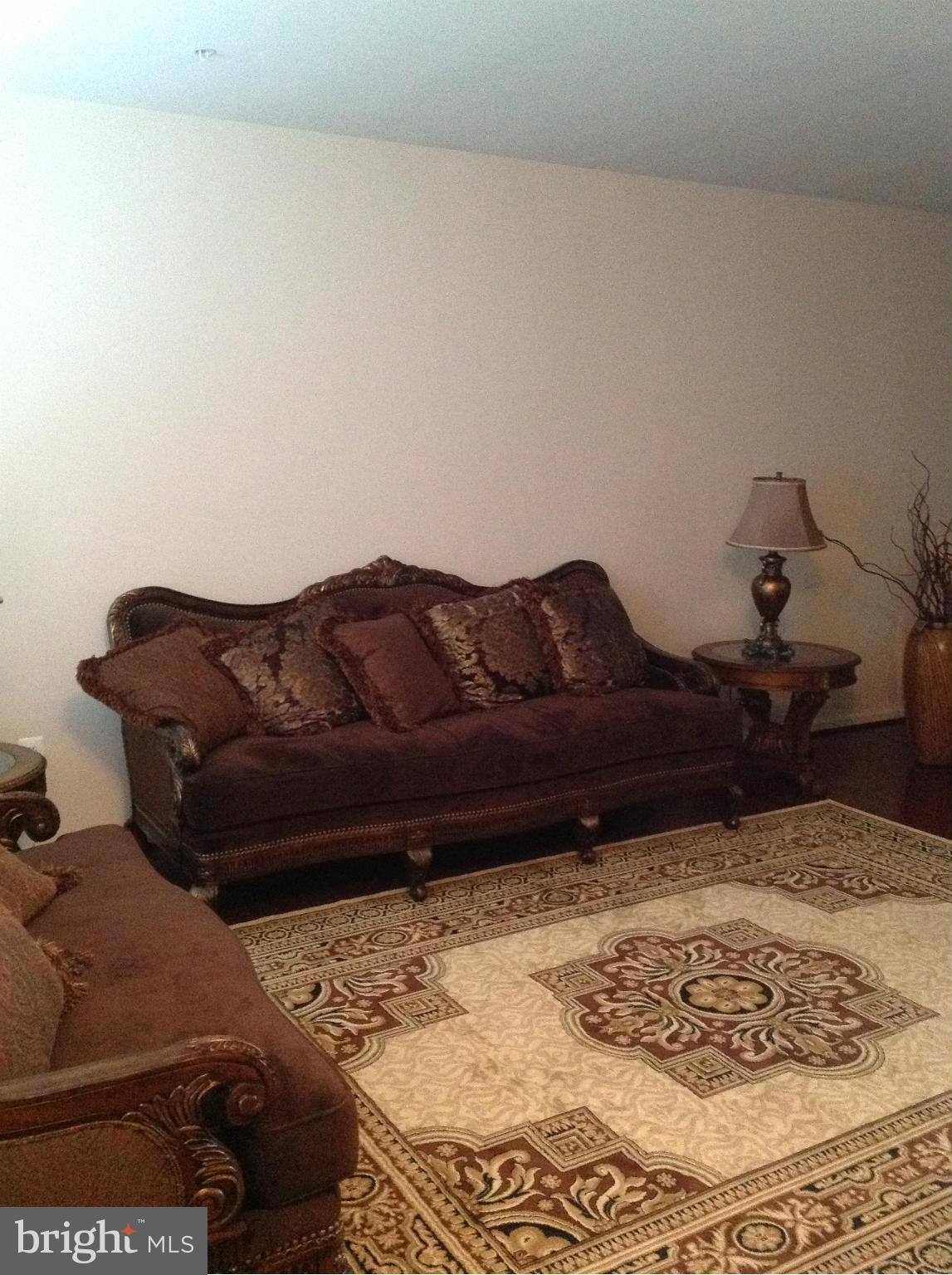 2604 St Marys View Road Accokeek, MD 20607 - Photo 9 of 27 Living Room