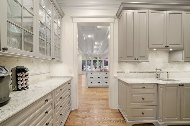 $4,100,000 | 434 Greenleaf Avenue, Glencoe, IL 60022