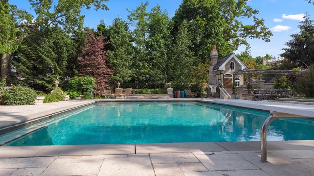 $4,100,000 | 434 Greenleaf Avenue, Glencoe, IL 60022