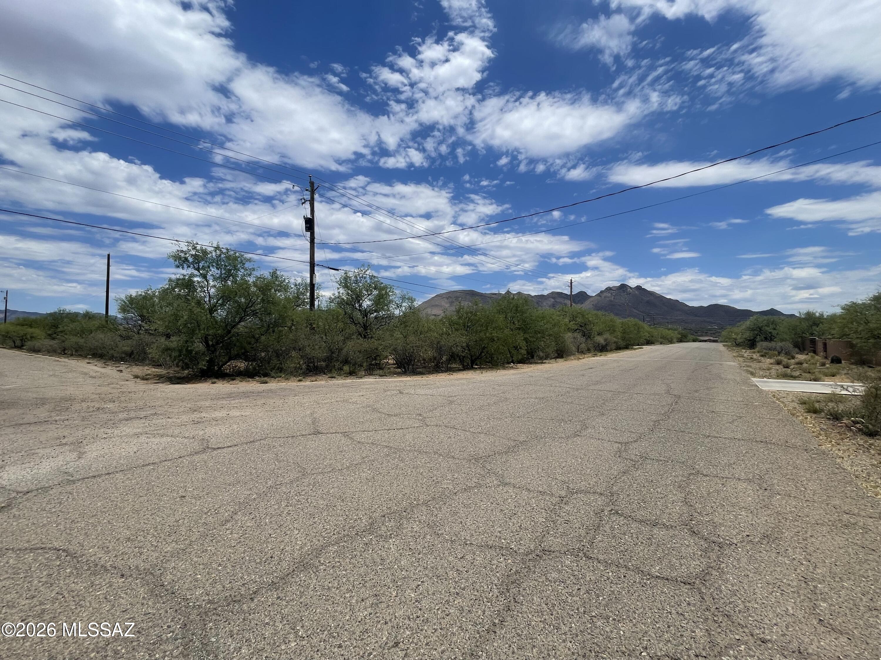 101 Escocia Court, Unit 85 Rio Rico, AZ 85648 - Photo 3 of 10