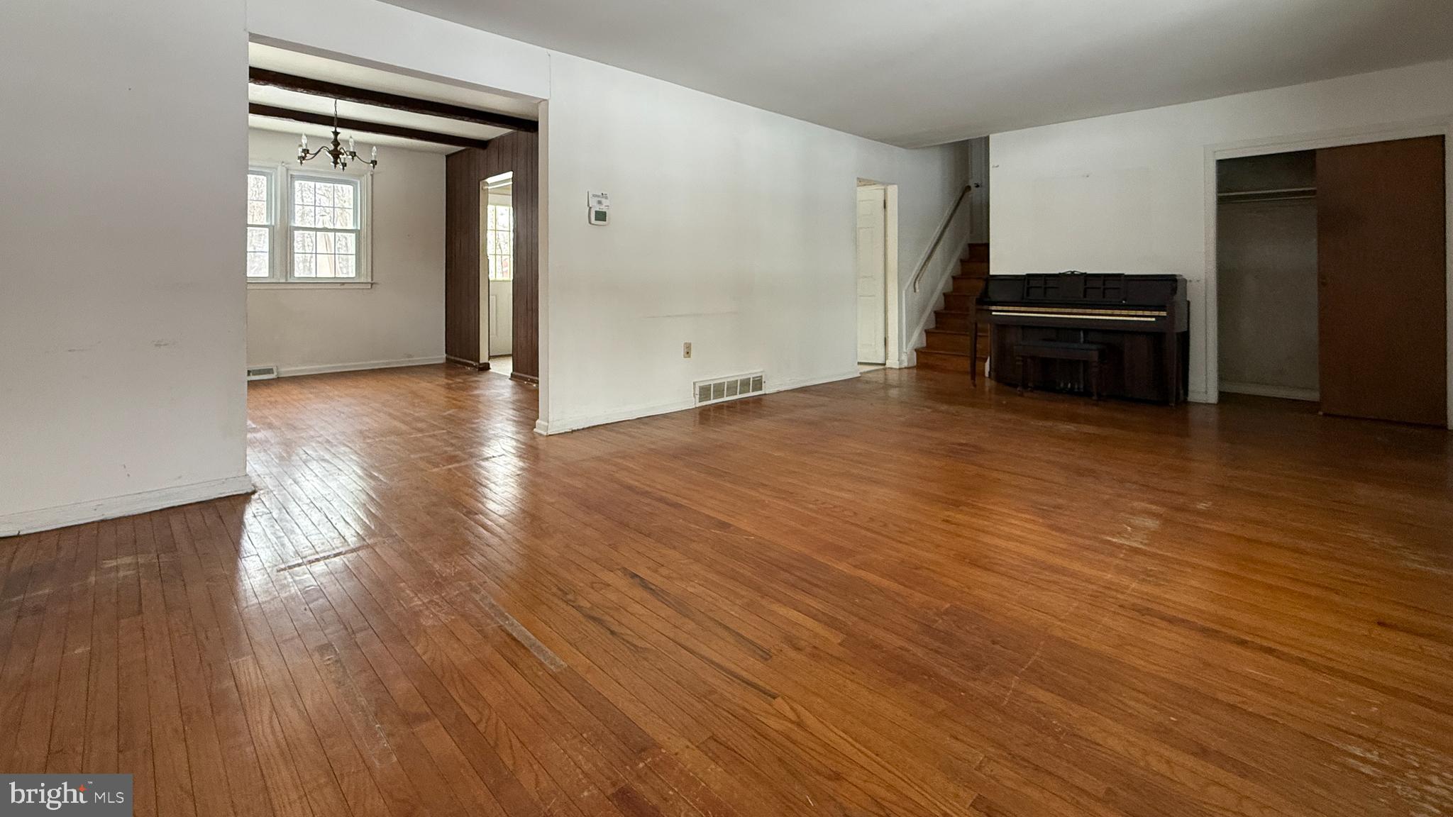 2344 Oakfield Road Warrington, PA 18976 - Photo 3 of 27