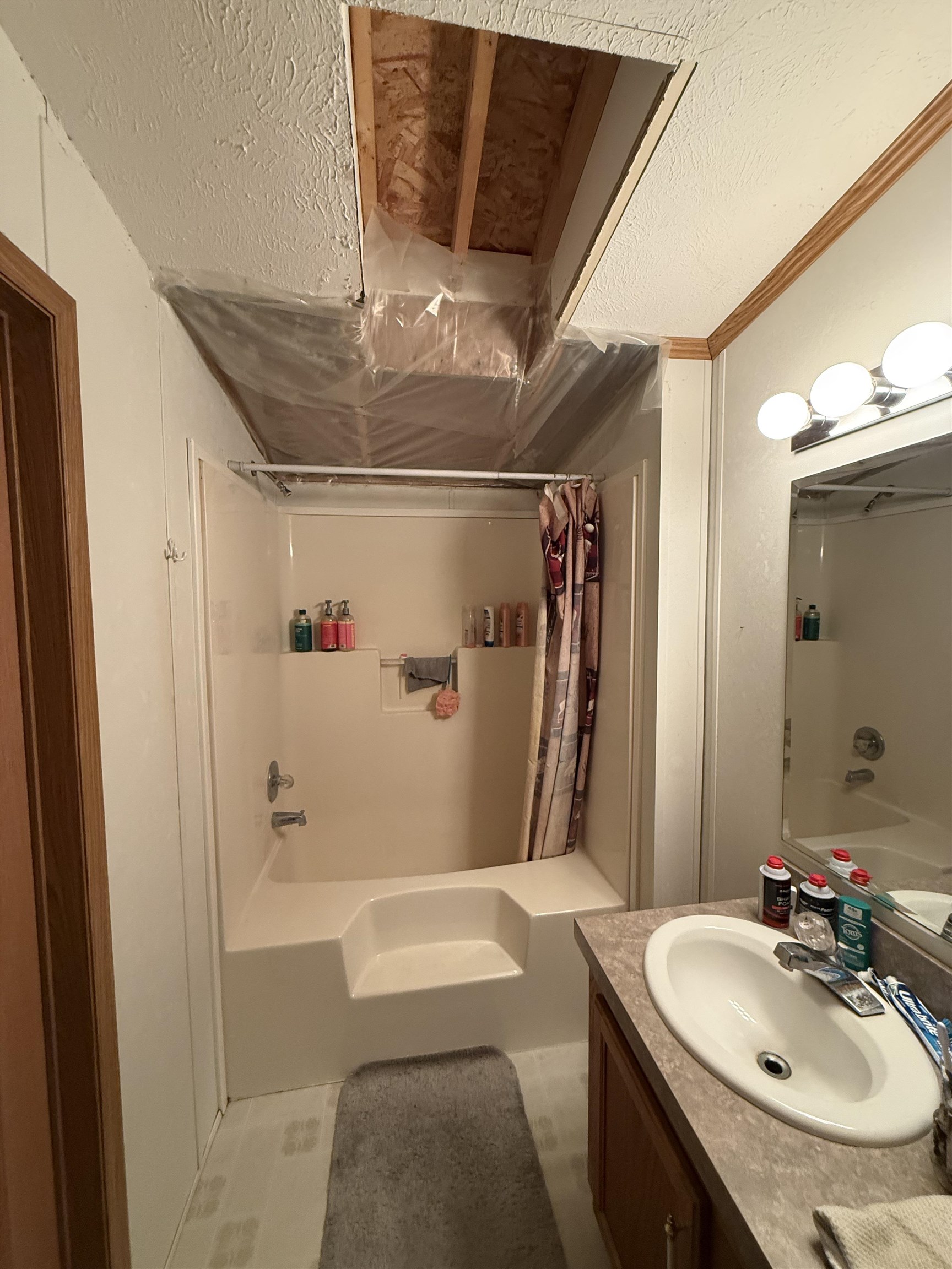 5031 Flat Rock Heights Road Cecil, WI 54111 - Photo 11 of 25