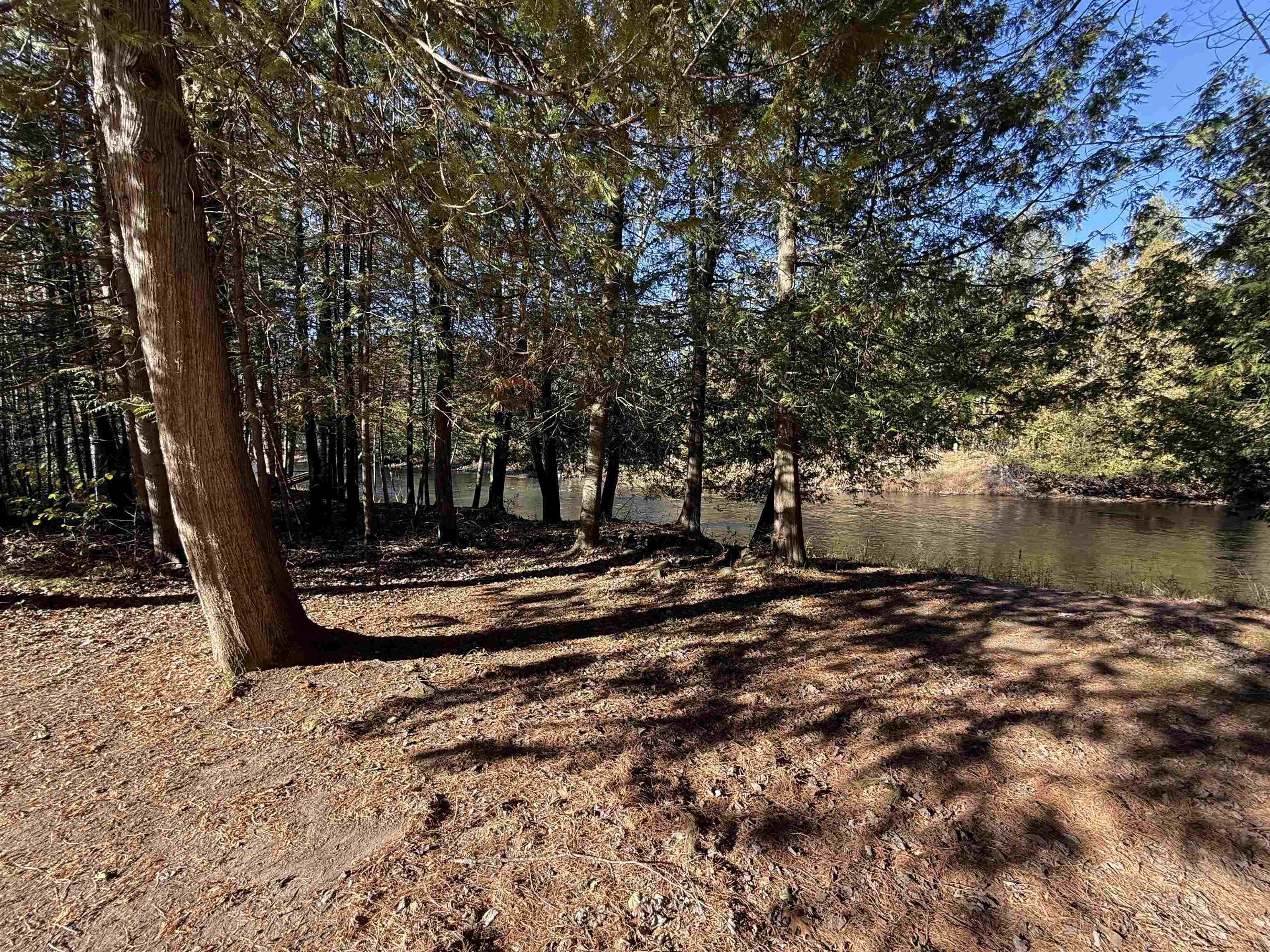 5031 Flat Rock Heights Road Cecil, WI 54111 - Photo 20 of 25