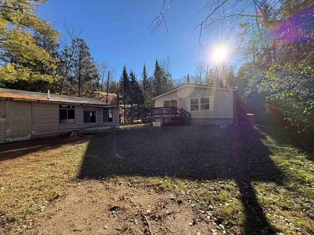 $199,900 | 5031 Flat Rock Heights Road, Cecil, WI 54111