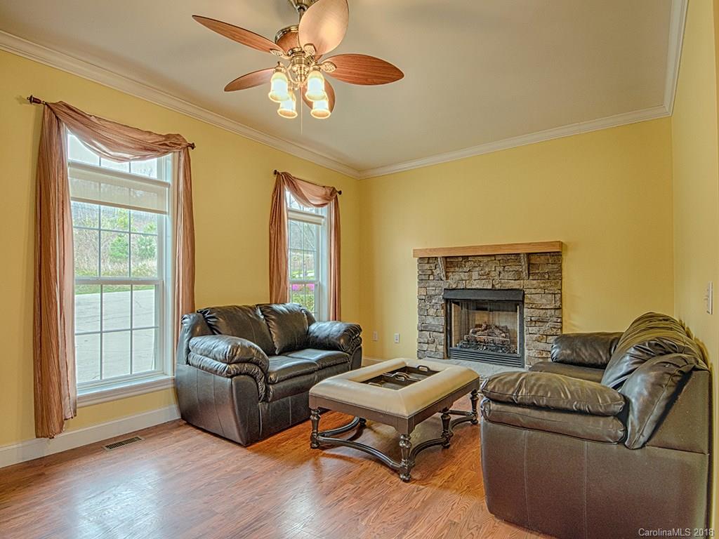 372 County Road, Unit 2 Waynesville, NC 28785 - Photo 5 of 25 Gallery Image 5