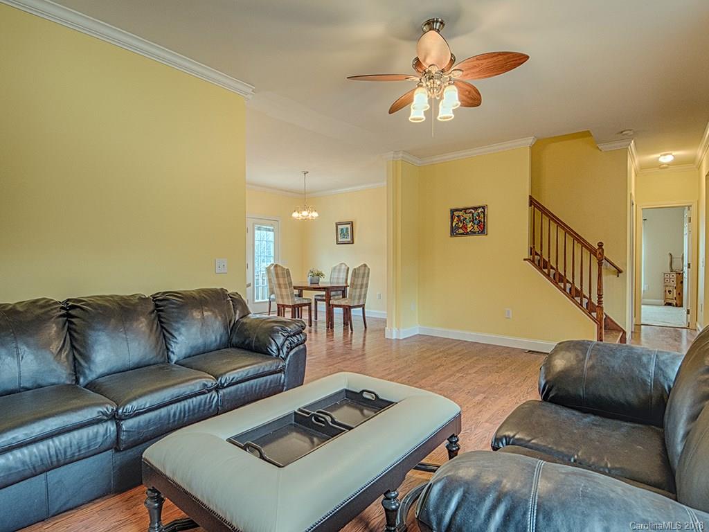 372 County Road, Unit 2 Waynesville, NC 28785 - Photo 6 of 25 Gallery Image 6