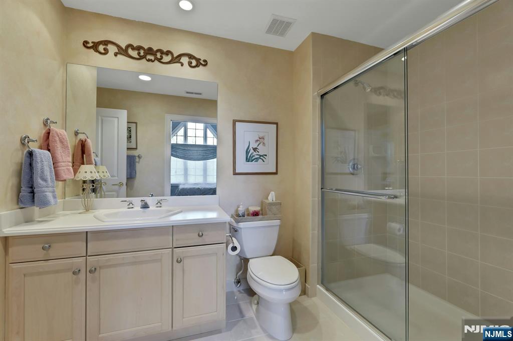 278 Hampshire Ridge, Unit 278 Park Ridge, NJ 07656 - Photo 30 of 45