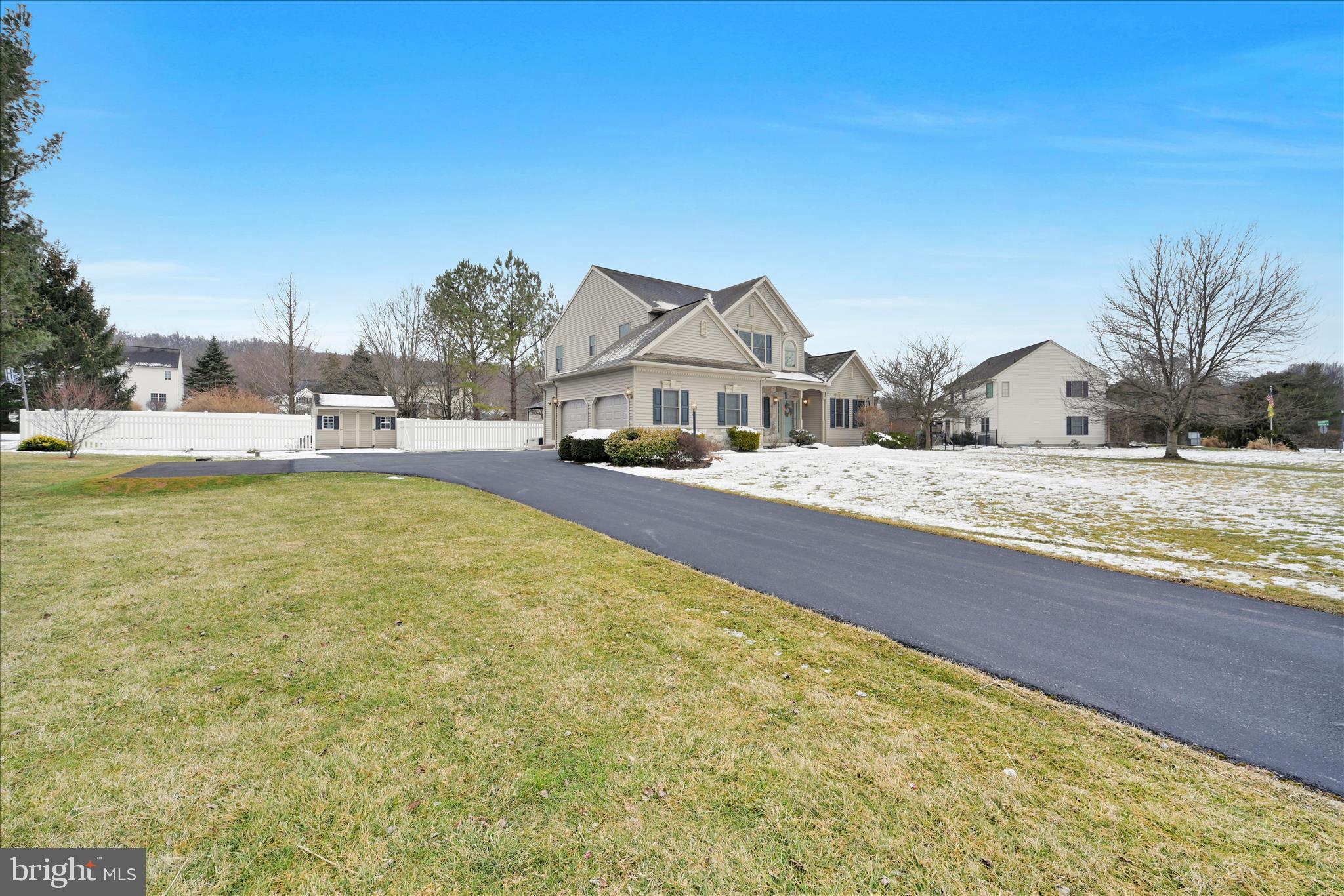 5238 Elizabethtown Road Palmyra, PA 17078 - Photo 36 of 39 Front Yard
