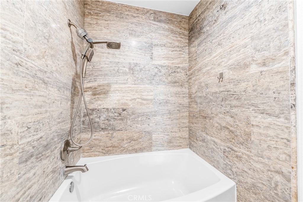 68 Marbella Aisle, Unit 34 Irvine, CA 92614 - Photo 26 of 38 Bathroom detail.