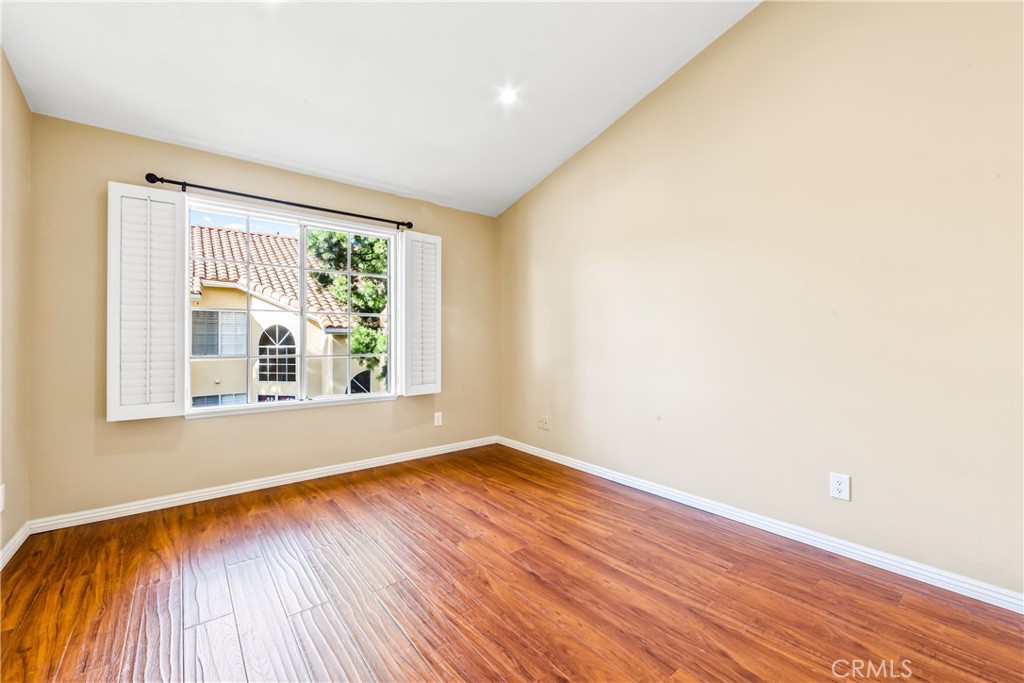 68 Marbella Aisle, Unit 34 Irvine, CA 92614 - Photo 31 of 38 Bedroom #3