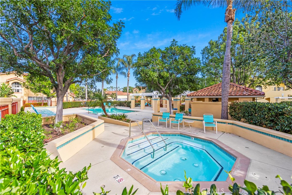 68 Marbella Aisle, Unit 34 Irvine, CA 92614 - Photo 35 of 38 Spa