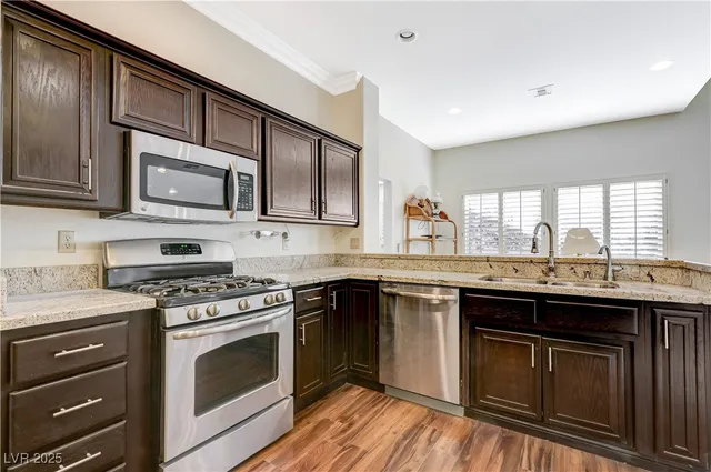 $2,700 | 2505 Palmridge Drive, Las Vegas, NV 89134