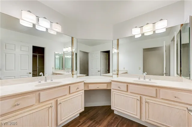 $2,700 | 2505 Palmridge Drive, Las Vegas, NV 89134