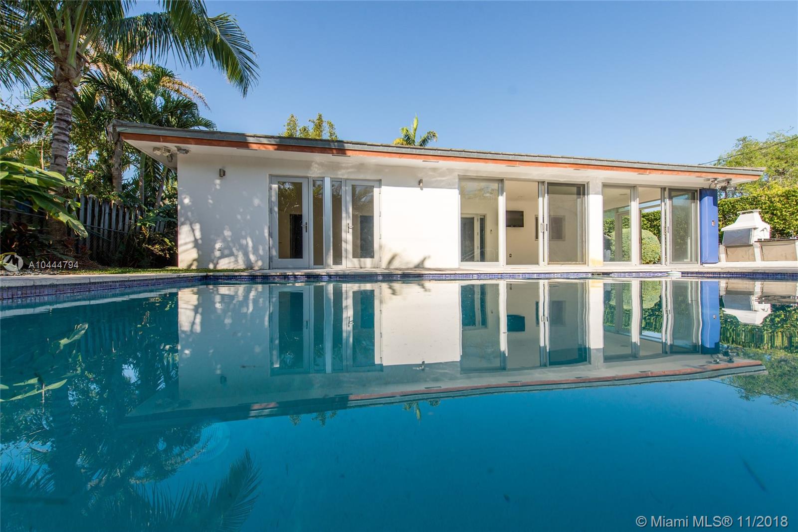 8215 Southwest 63rd Place South Miami, FL 33143 - Photo 21 of 22