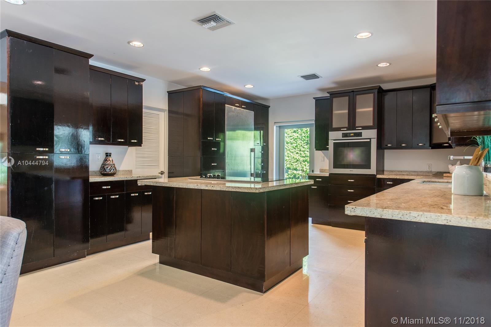 8215 Southwest 63rd Place South Miami, FL 33143 - Photo 5 of 22 Kitchen
