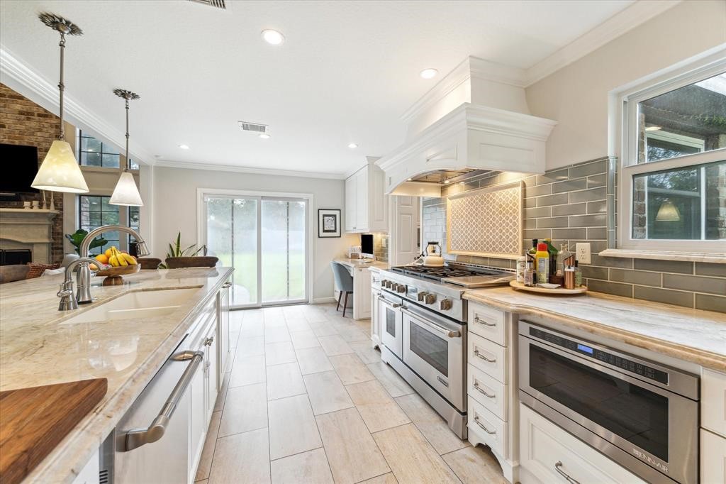 6503 Hickorycrest Drive Spring, TX 77389 - Photo 16 of 30