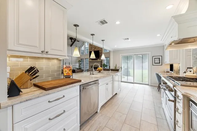 $3,500 | 6503 Hickorycrest Drive, Spring, TX 77389