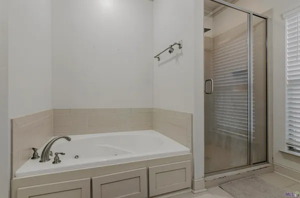 $394,000 | 12192 Deventer Drive, Geismar, LA 70734