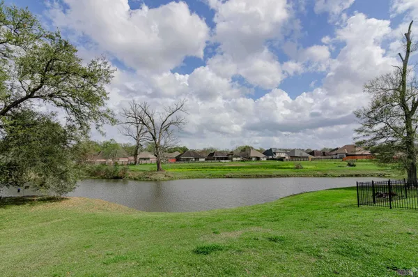 $394,000 | 12192 Deventer Drive, Geismar, LA 70734